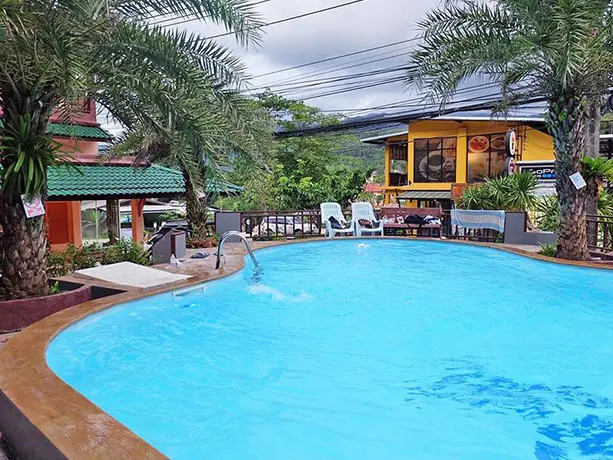 exterior swimming pool mai pen rai guesthouse ko chang