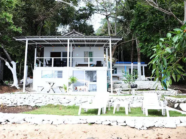exterior secret garden family house ko chang