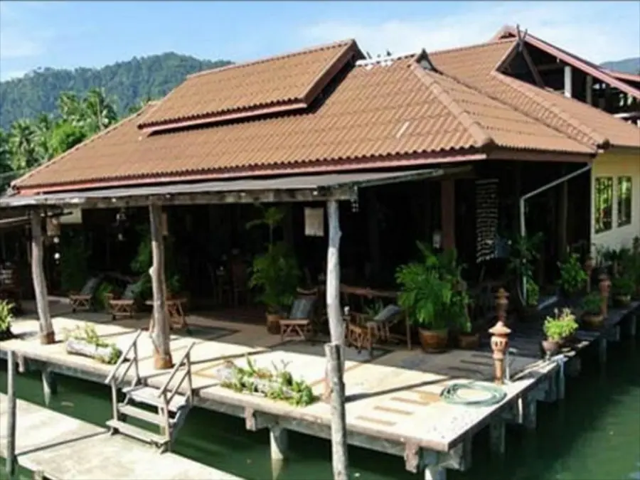 exterior the mangrove hideaway ko chang
