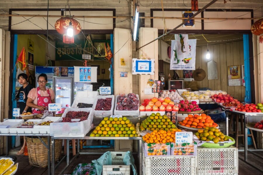 marchand fruits - ville uthai thani