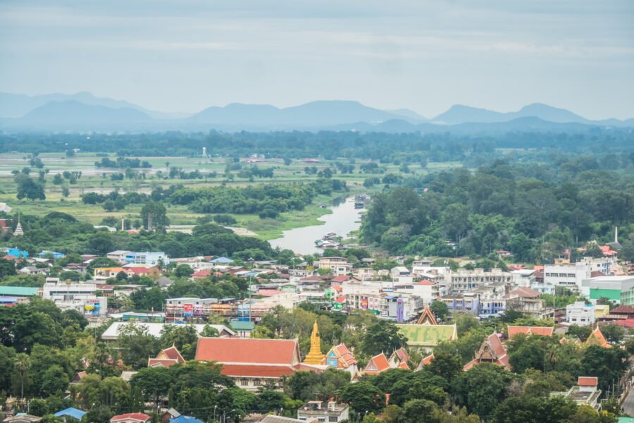 point de vue depuis Wat Sangkat Rattana Khiri - Uthai Thani