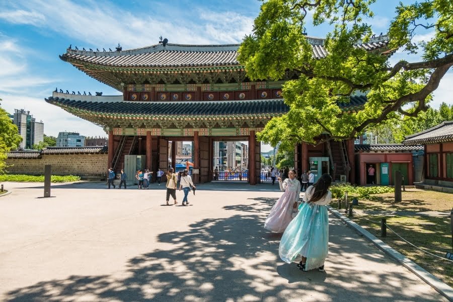 porte donhwamun palais changdeokgung seoul - coree du sud