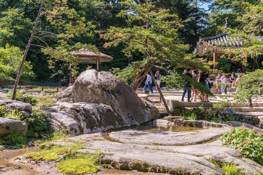 rocher depart ruisseau ongnyucheon jardin secret seoul