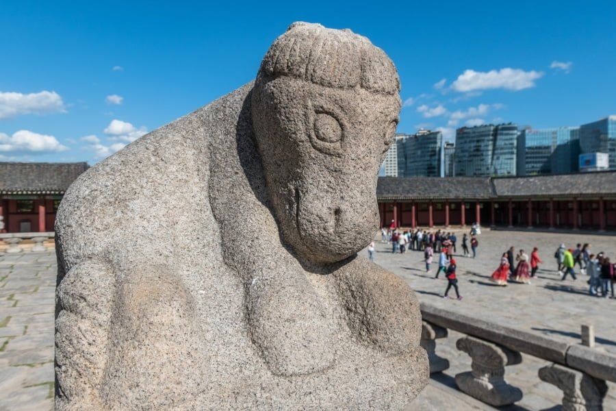 statue marches salle du trone - palais gyeongbokgung - seoul