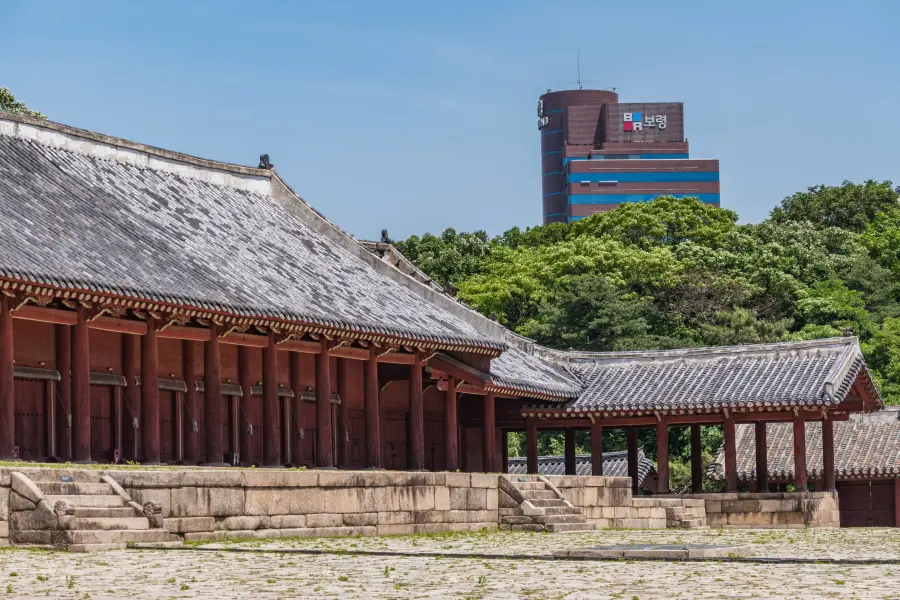 view building jeongjeon jongmyo shrine seoul