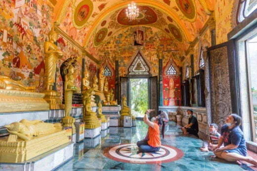 beautiful interior Wat Sisrathong - nakhon pathom