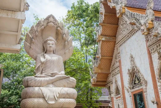naga buddha statue Wat Sisrathong - nakhon pathom