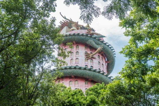 Wat Samphran tower - dragon temple