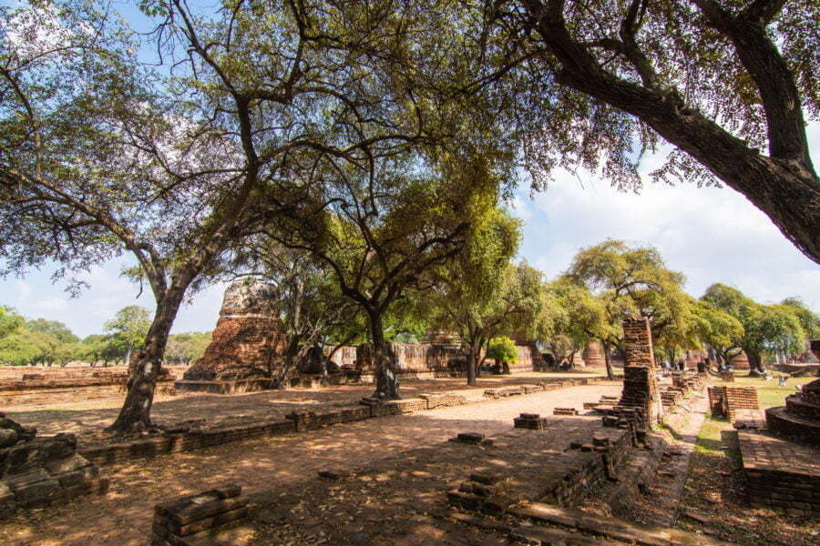 ancienne galerie wat phra si sanphet ayutthaya