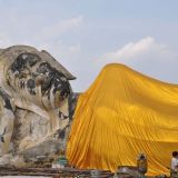 bouddha couché wat lokaya sutha ayutthaya
