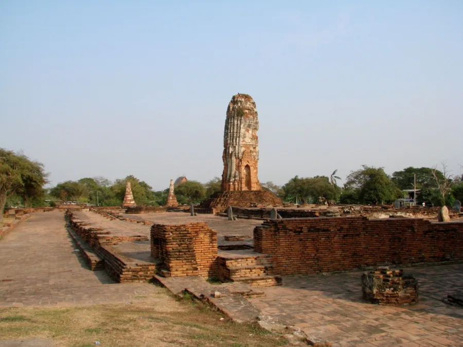 central prang of wat lokaya sutha - ayutthaya