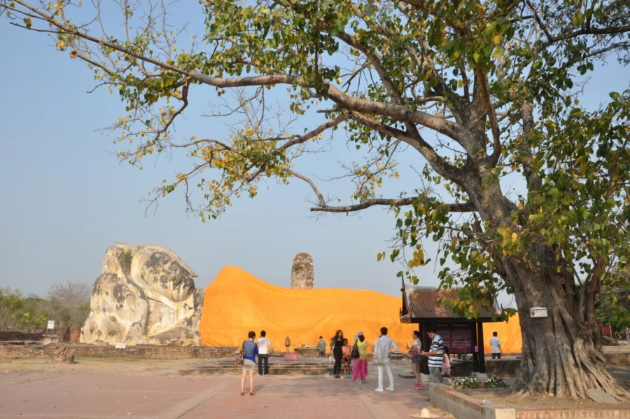 reclining buddha statue at wat lokaya sutha - ayutthaya