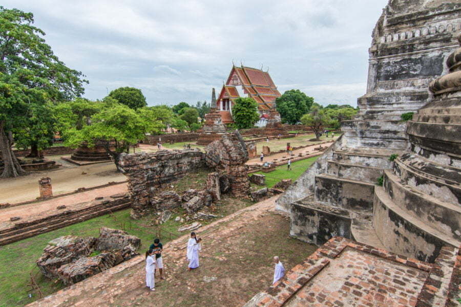 vue d'ensemble du wat phra si sanphet ayutthaya