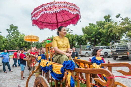 setting up ceremony kathina kanchanaburi