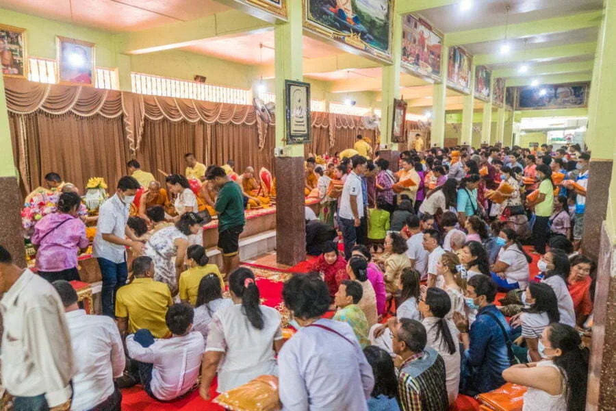 discounts monastic ceremony dresses kathina kanchanaburi