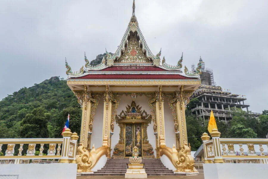 building Wat Tham Khao Laem kanchanaburi