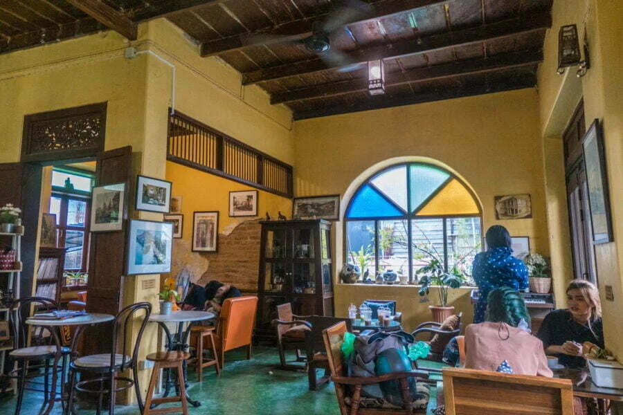 interior cafe Baan Sitthisang kanchanaburi