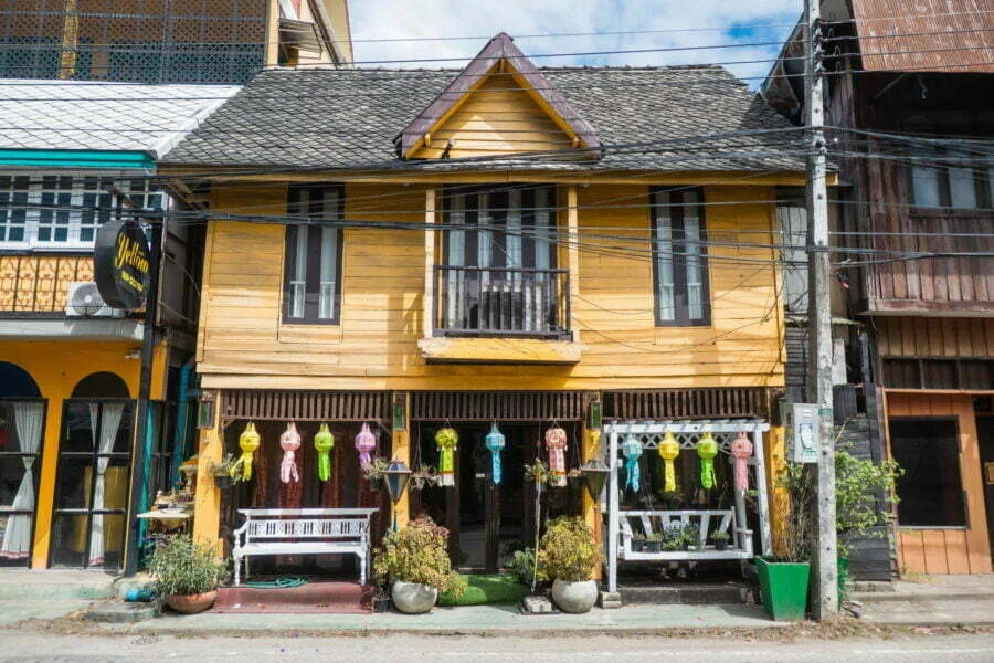 yellow house coffee charoen rajd road chiang mai