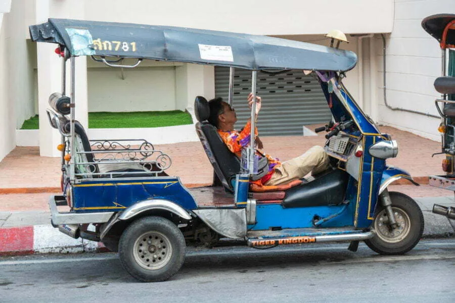 chiang mai tuk tuk rest