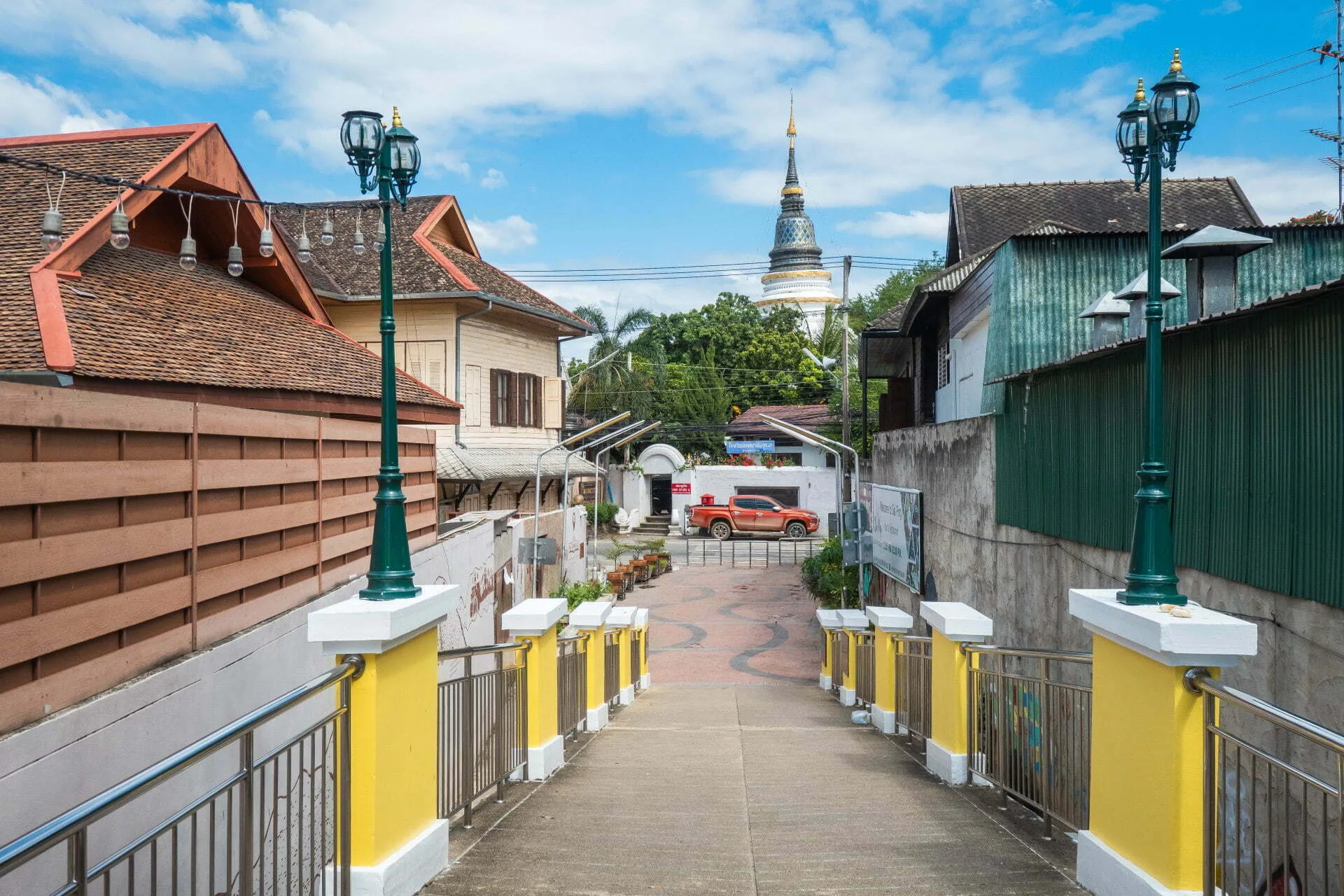 Chiang Mai on foot