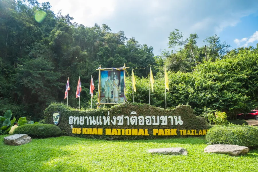 entrance ob khan national park chiang mai