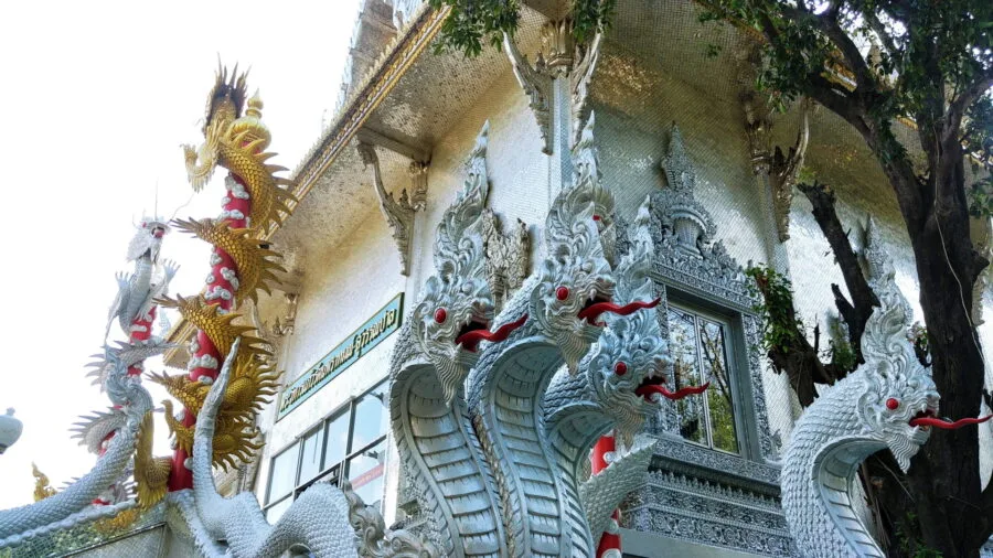 secondary building wat tha sung uthai thani