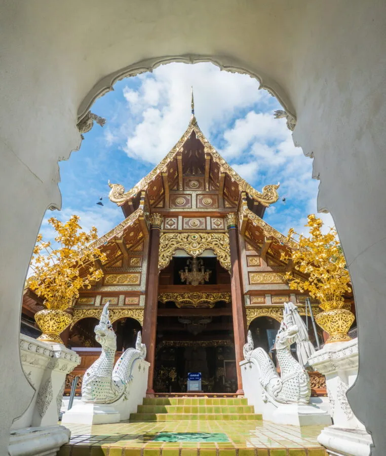 facade ubosot wat ram poeng - chiang mai