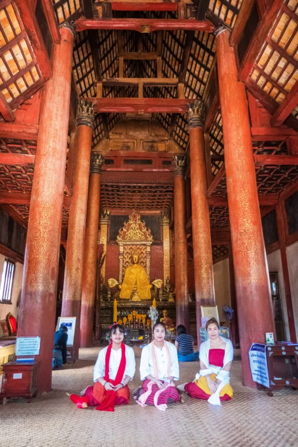 interior wat intharawat - chiang mai