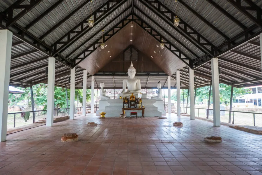 ancient viharn wat chula manee phitsanulok