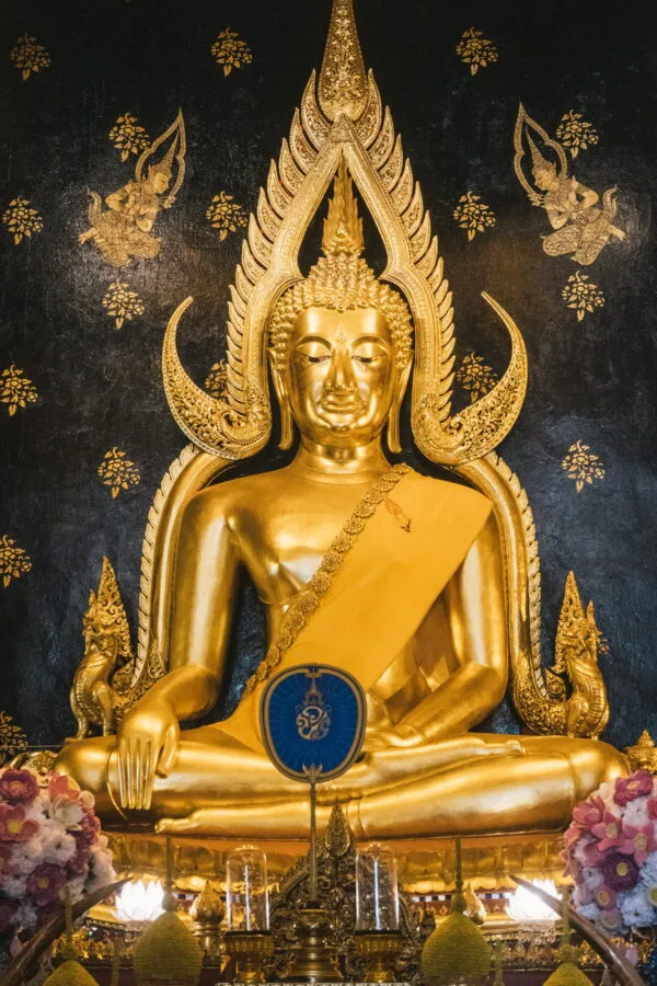 buddha chinnarat wat phra sri rattana mahathat - phitsanulok