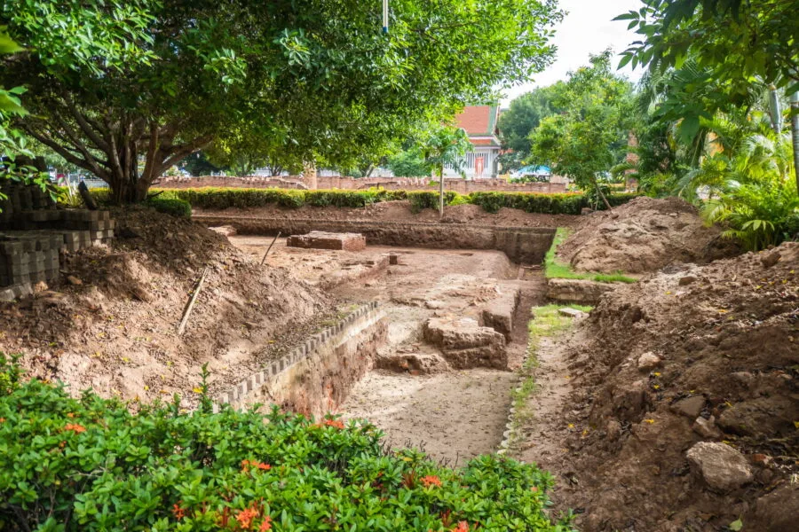 excavations at wat phra sri rattana mahathat - phitsanulok