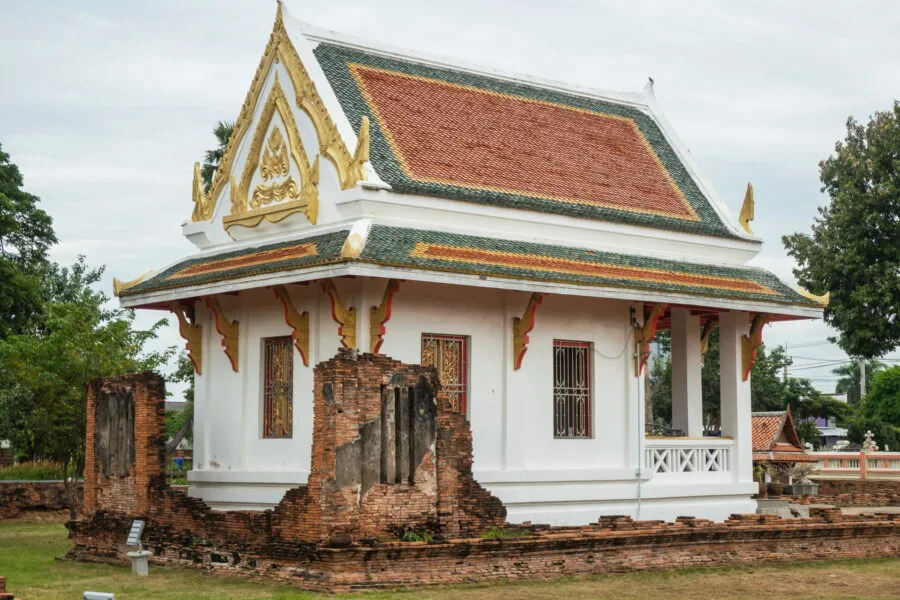 new viharn wat chula manee phitsanulok