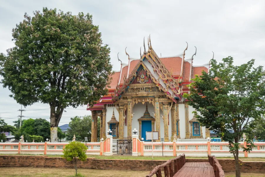 modern ubosot wat chula manee phitsanulok