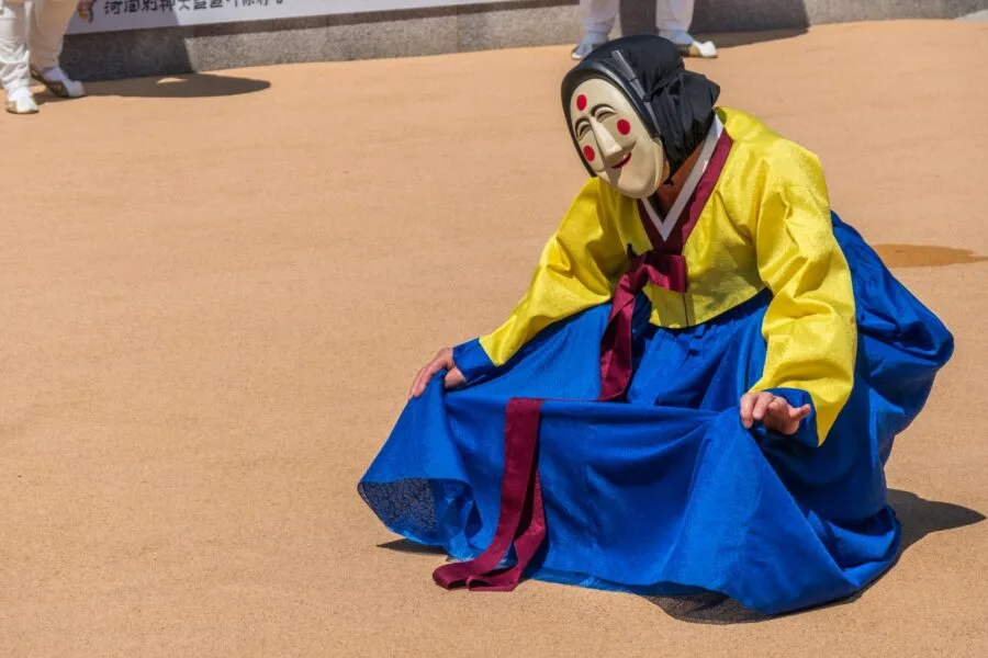 traditional dance hahoe masks