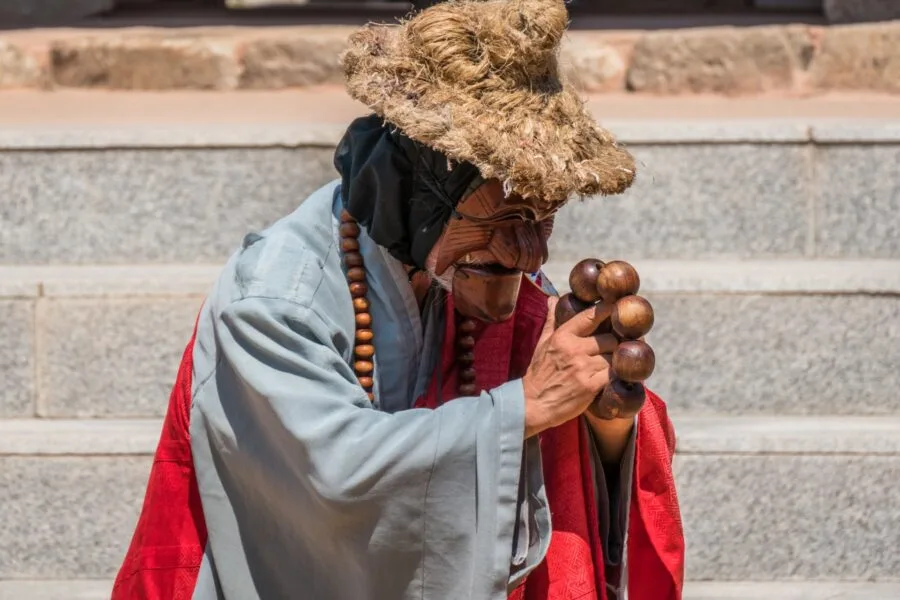 traditional dance hahoe masks