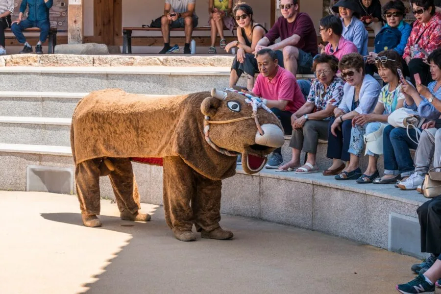 traditional dance hahoe masks