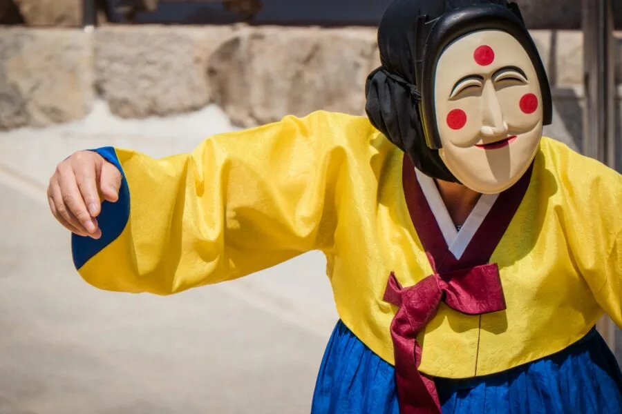 traditional dance hahoe masks