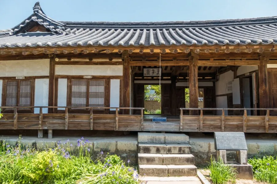 exterior sarangchae house Chunghyodang hahoe