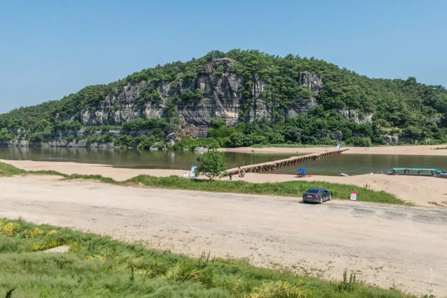 Buyongdae Hahoe Cliff