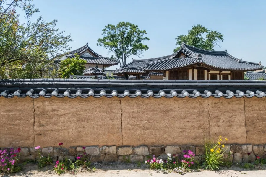 wall surrounding hahoe property