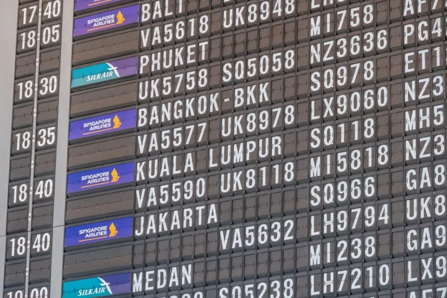 detail display panel terminal 1 singapore airport