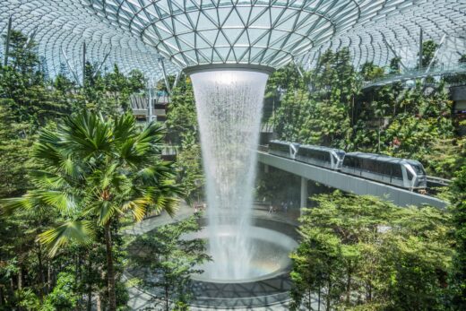 hsbc rain vortex changi airport