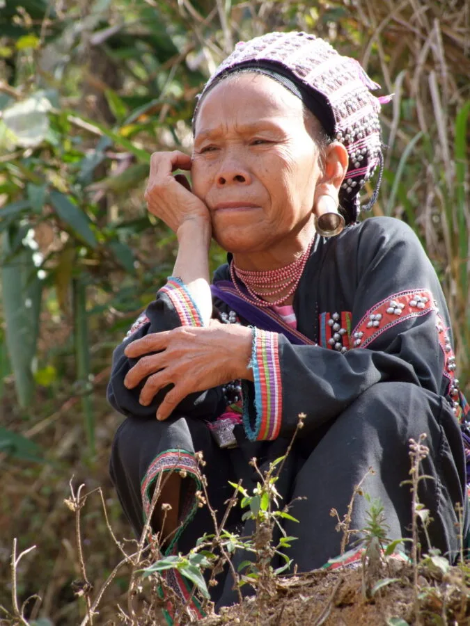 woman kayaw tribe northern thailand