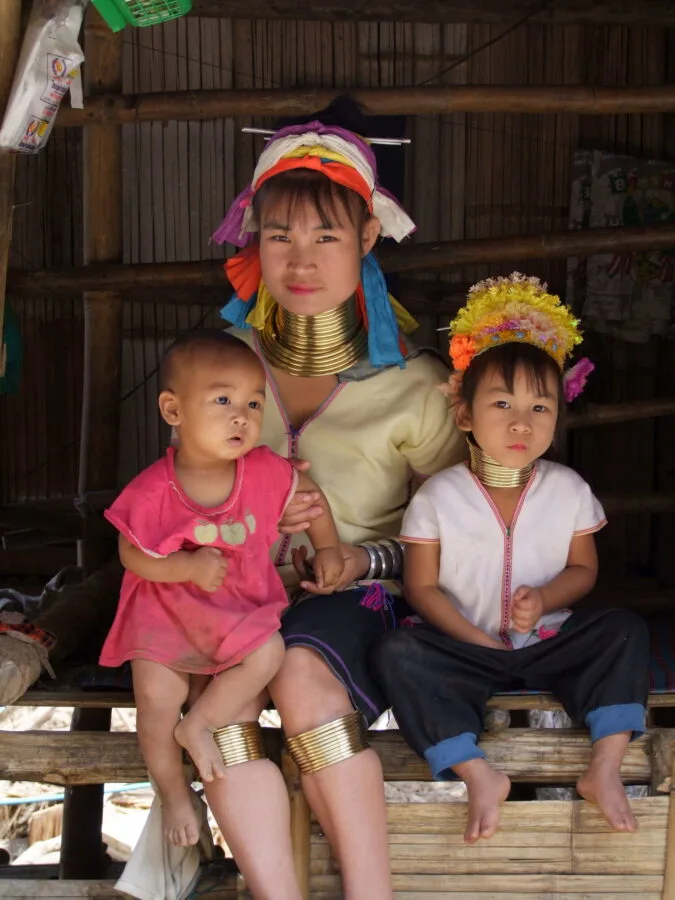 portrait padaung family northern thailand
