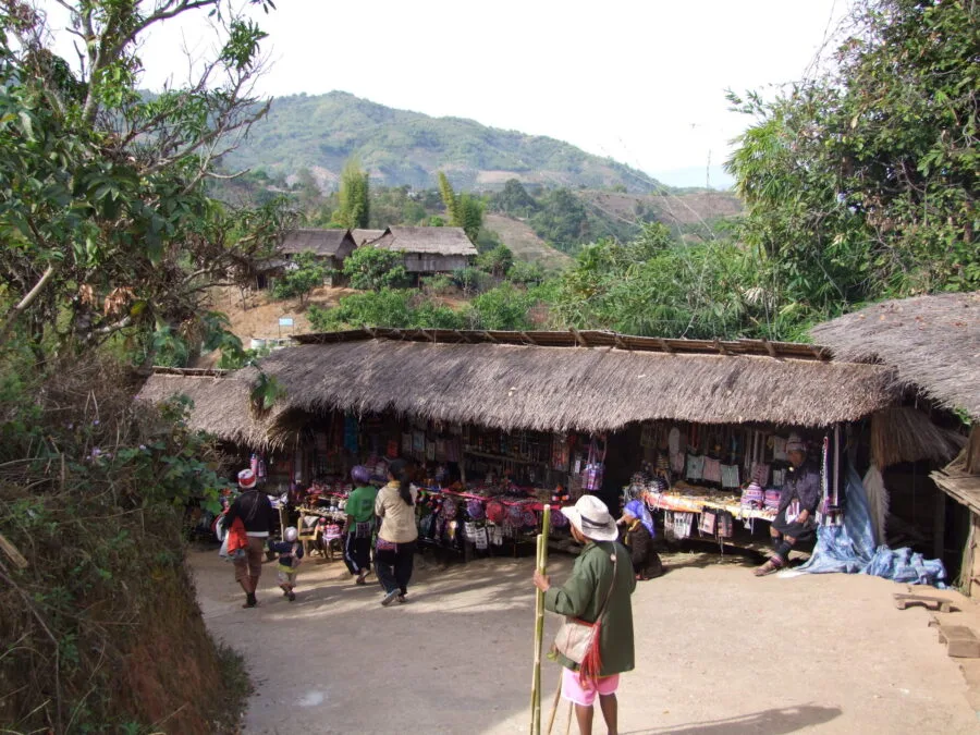tourist village tribes north thailand