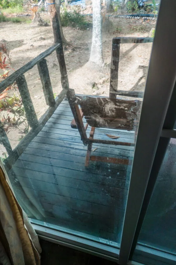dirty window ao noi resort ko kood