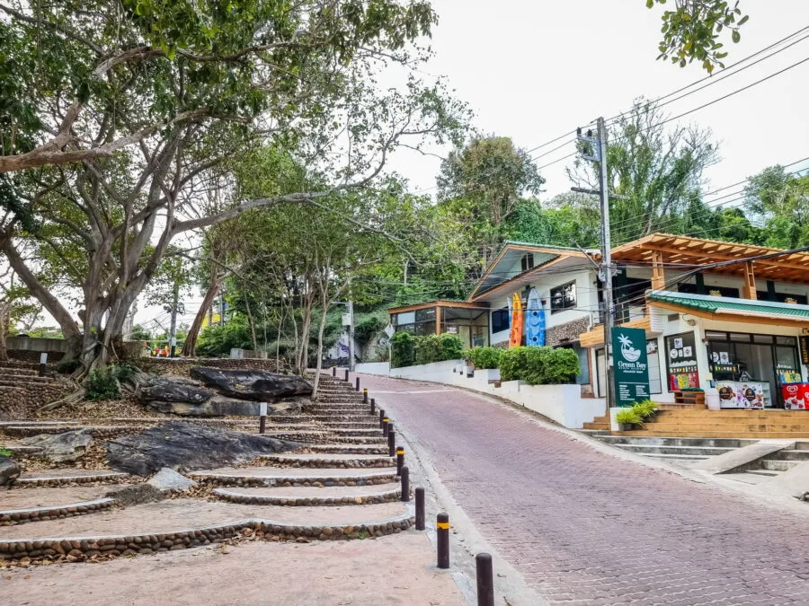 small hill between sai kaew and ao hin khok