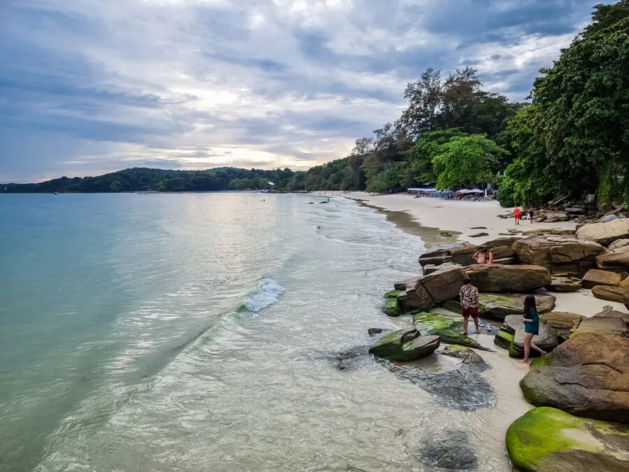 ao hin khok ko samet beach