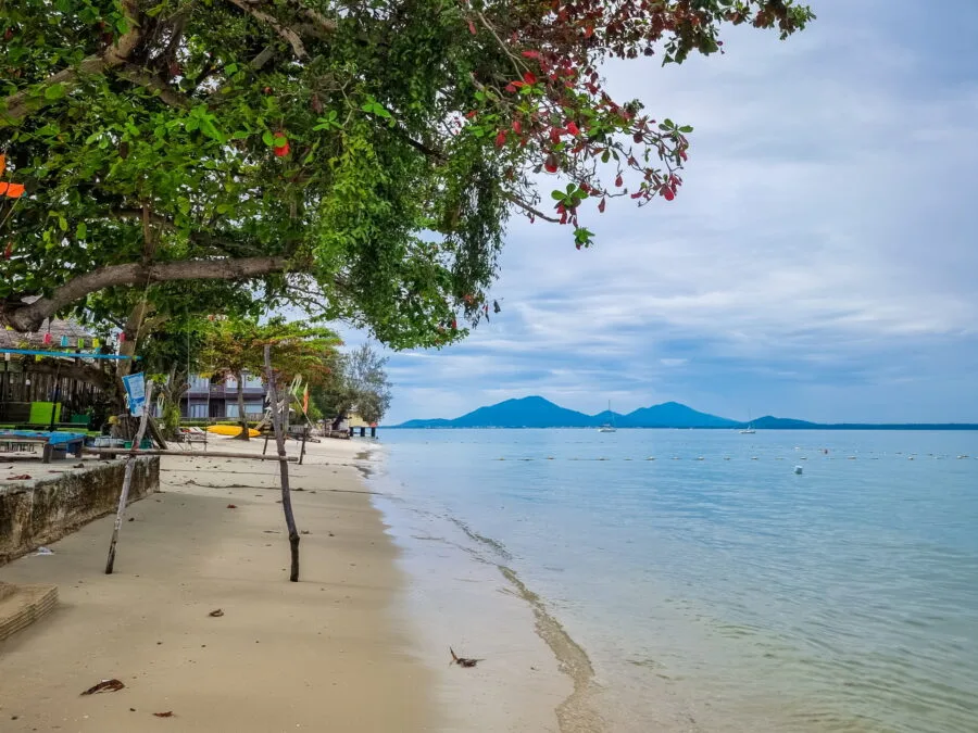 ao klang north beach ko samet