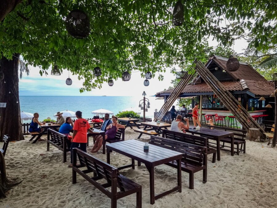 restauraut tok little hut ko samet